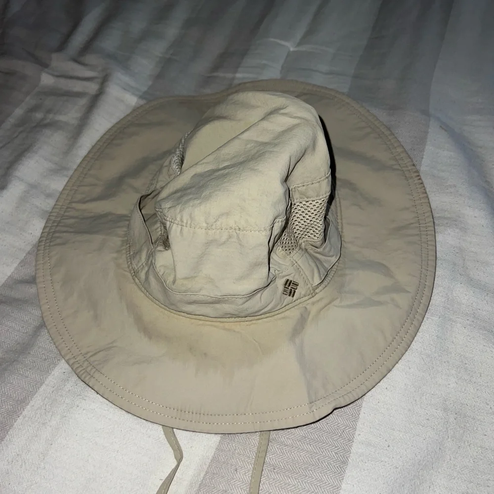 Columbia Light Tan‎ Sun Hat